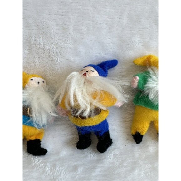 Vintage Lot Of 4 Winter Characters Santa & 3 Winter Woodsmen Small Cloth - Picture 4 of 12